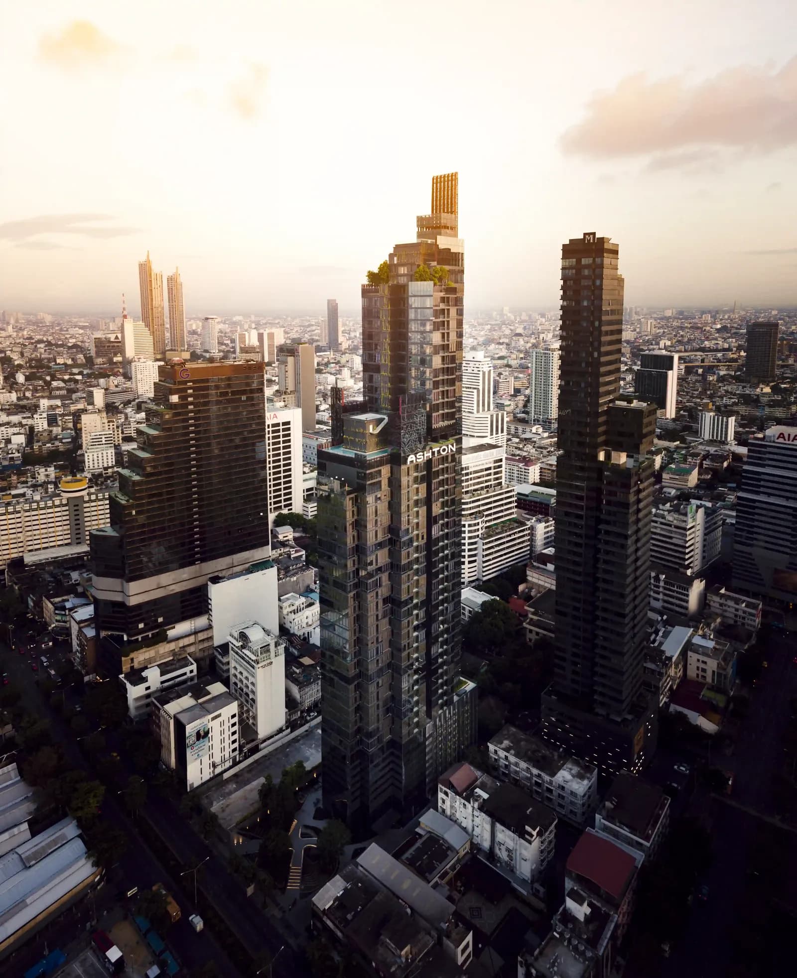 Ashton Silom